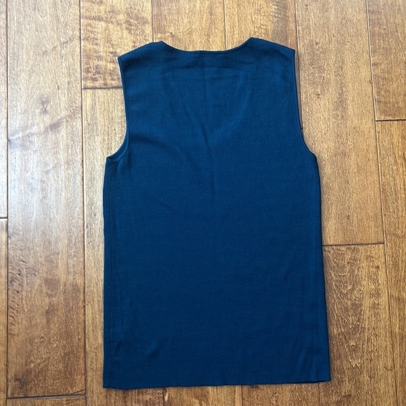 ST John Knit Tank Size M - Picture 7 of 10